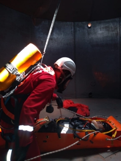 Trabajo y Rescate en Espacios Confinados