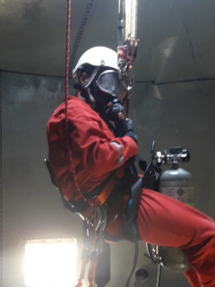 Trabajo y Rescate en Espacios Confinados