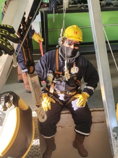 Trabajo y Rescate en Espacios Confinados