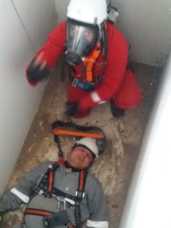 Trabajo y Rescate en Espacios Confinados